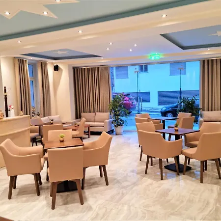 Star Bay Luxury 3* 利迈纳里亚
